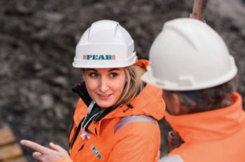 peab_i_korthet_medarbetare_bild